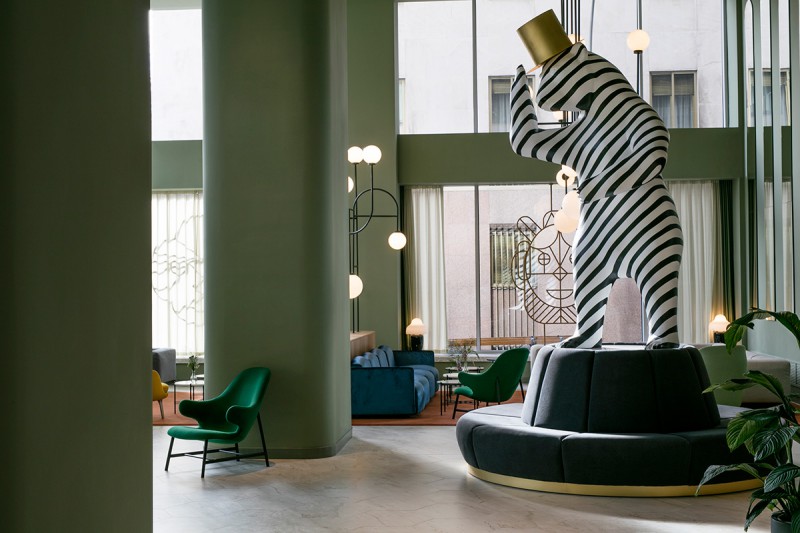 馬德里巴塞羅塔酒店（Barceló Torre de Madrid）裝潢與擺設都是出自Jamie Hayon之手。（Image／hayonstudio.com）