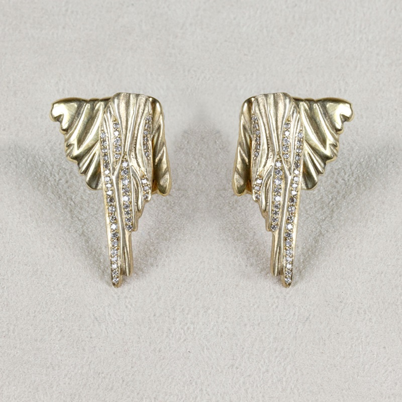 momo's march - 《檜》耳環 NT$9,960