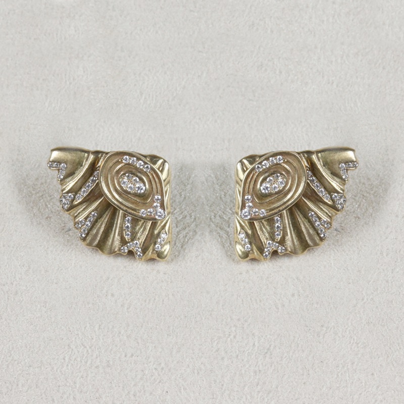 momo's march - 《檜》耳環 NT$7,570