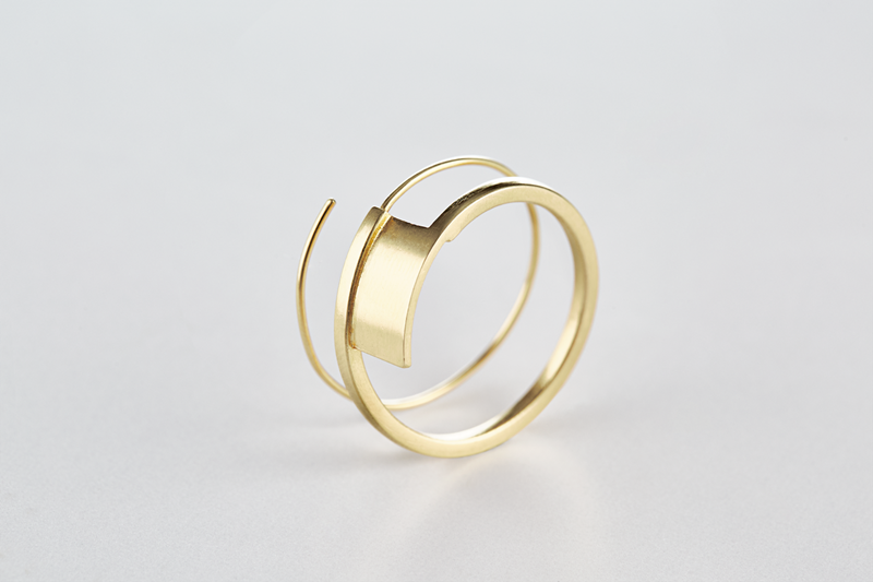 CHARINYEH方圓手工飾品 - 耳飾金一對$8980