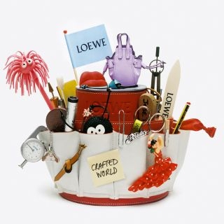 工藝才是Jonathan Anderson的最愛！LOEWE Crafted W...